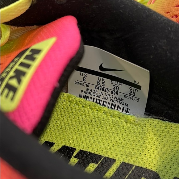 Neon Nike Free RN running sneakers Size 8 - Picture 6 of 6